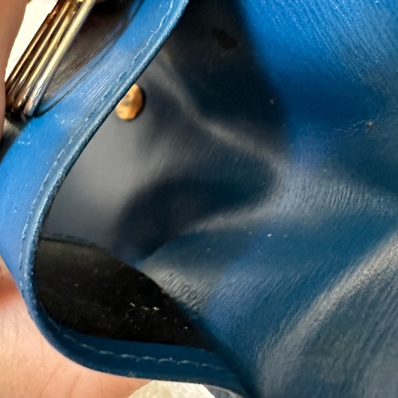 Authentic Louis Vuitton Epi Key and Card Holder - Picture 14 of 14